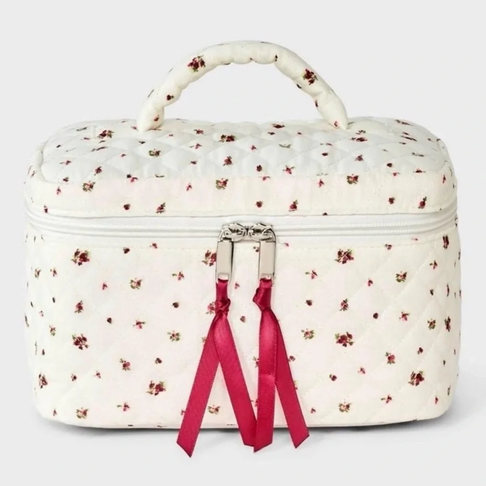 wild fable White Quilted Floral Cosmetic Train Case with Pink Ribbon Accents NWT